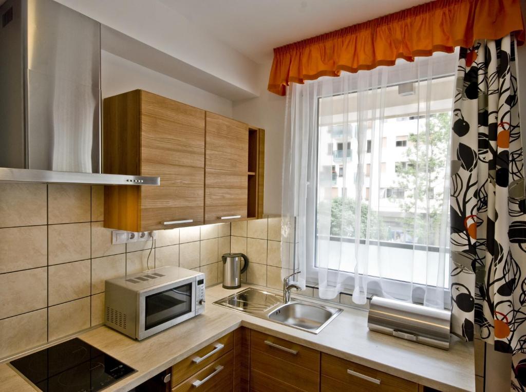 Corvin Lux Aparthotel Budapest Bagian luar foto