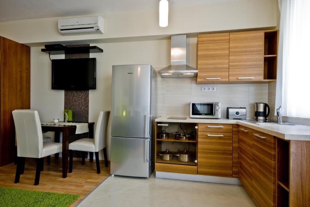Corvin Lux Aparthotel Budapest Bagian luar foto
